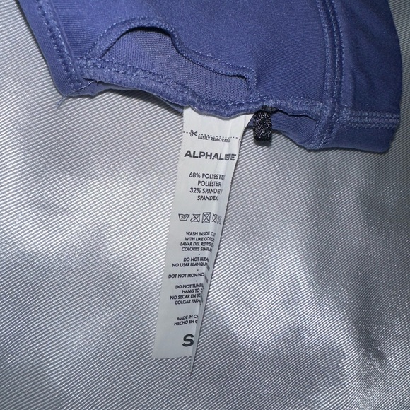 Alphalete Surface Wrap Bra - Picture 5 of 6